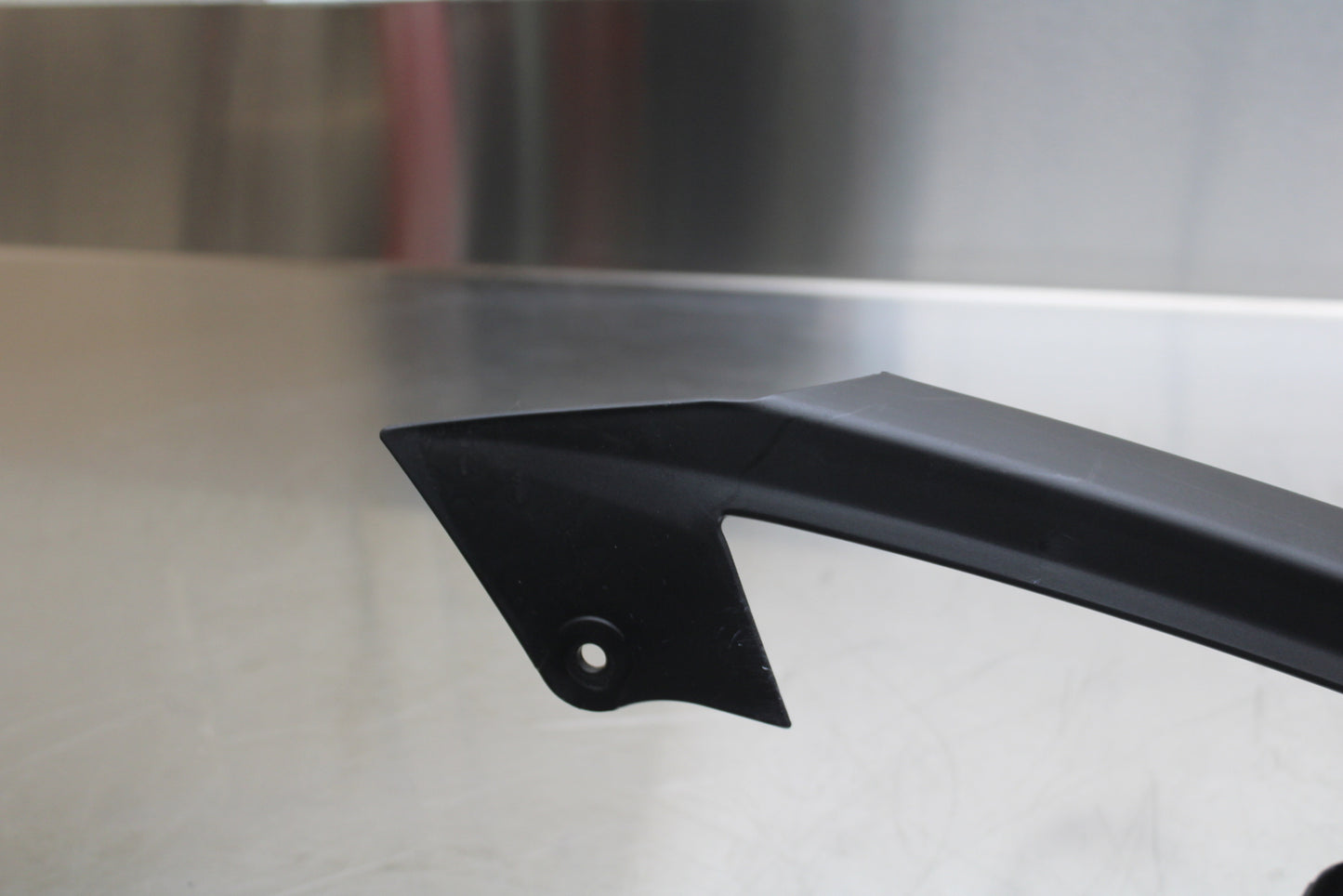 23-24 KAWASAKI NINJA ZX14R REAR BACK DRIVE CHAIN GUARD COVER SHIELD BB141