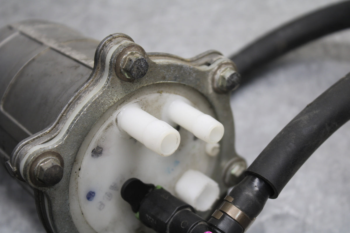 10-13 HONDA SHADOW RS 750 VT750RS FUEL GAS PUMP BB718