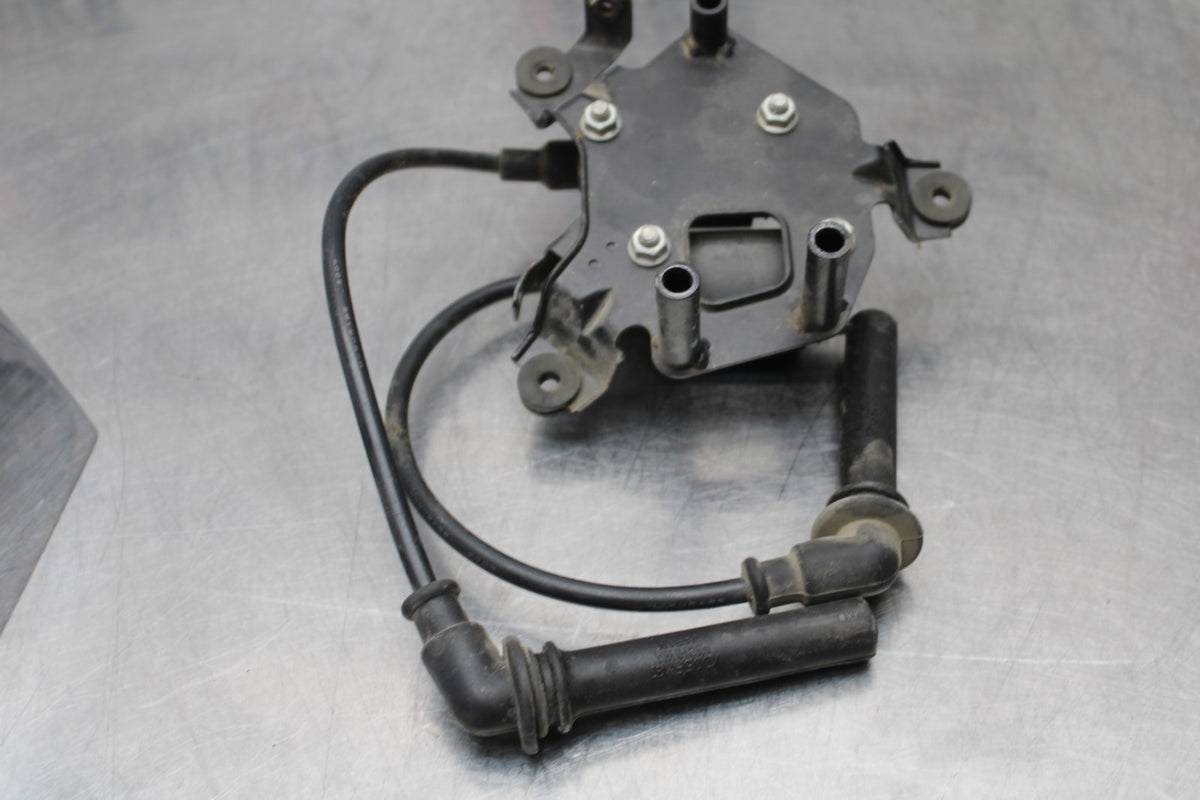 08 KAWASAKI VULCAN 900 IGNITION COILS & COVER BB184