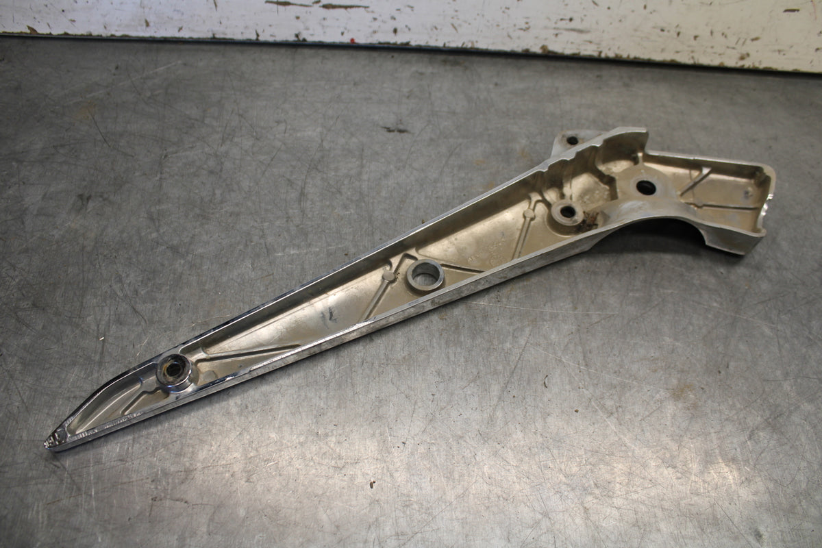 02-04 HONDA VTX1800S LEFT REAR FENDER SUPPORT SUBFRAME BB712