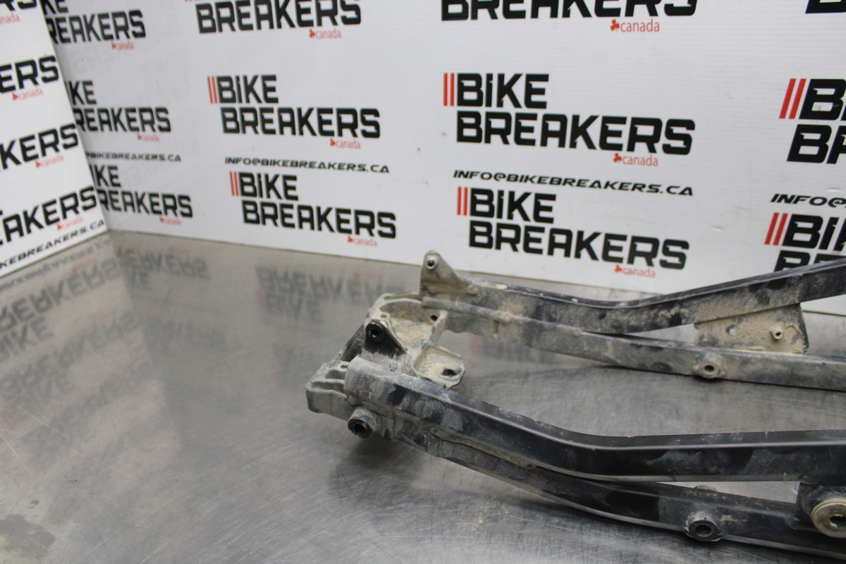 18 YAMAHA SUPER TENERE REAR SUBFRAME BACK SUB FRAME BB832