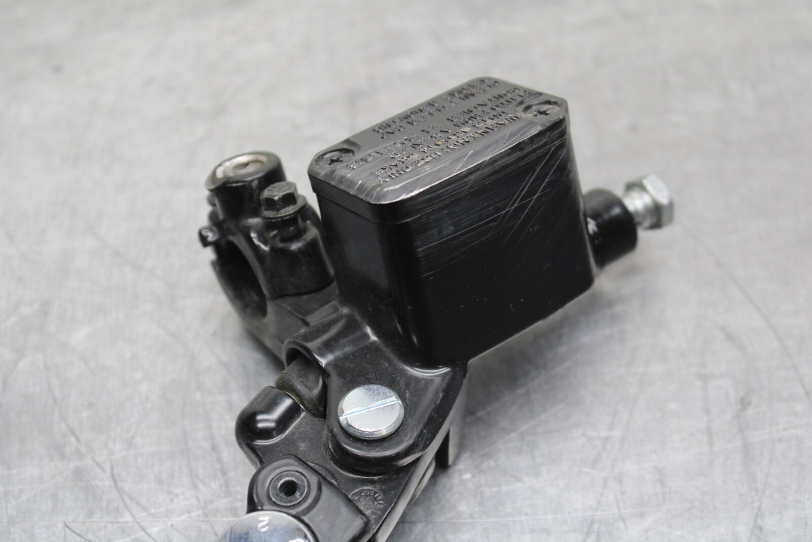 17-24 KTM 390 DUKE FRONT BRAKE MASTER CYLINDER w/ LEVER BB734