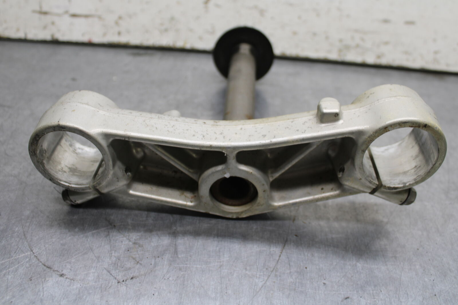 03-04 HONDA CBR600RR FRONT FORKS CLAMP LOWER TRIPLE TREE STEM BB114