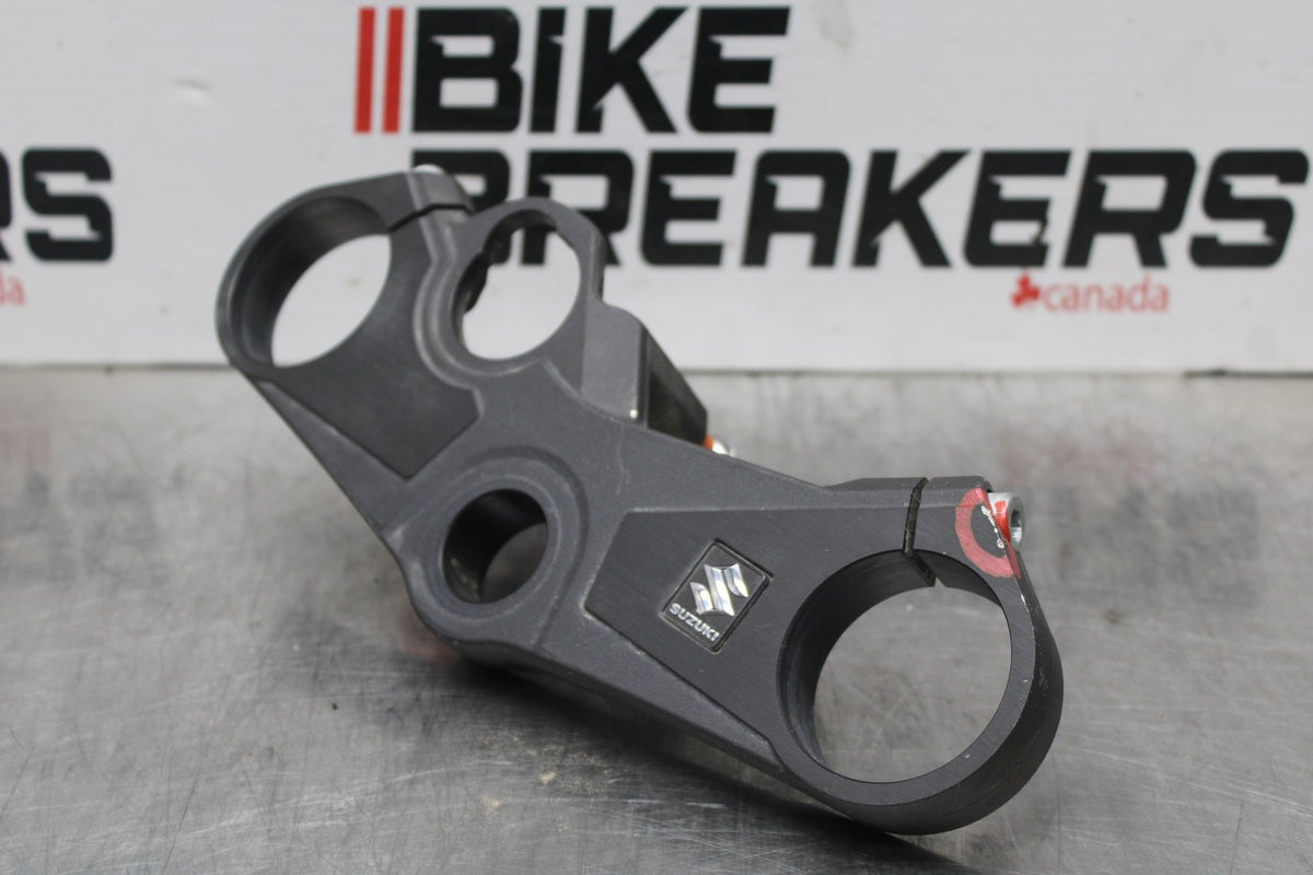 24-25 SUZUKI GSXR1000 FORKS UPPER TRIPLE TREE CLAMP BB767