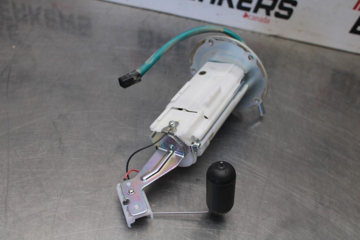 24 KAWASAKI NINJA ZX6R ZX636 ABS 40TH ANNIVERSARY FUEL PUMP GAS PETROL BB911