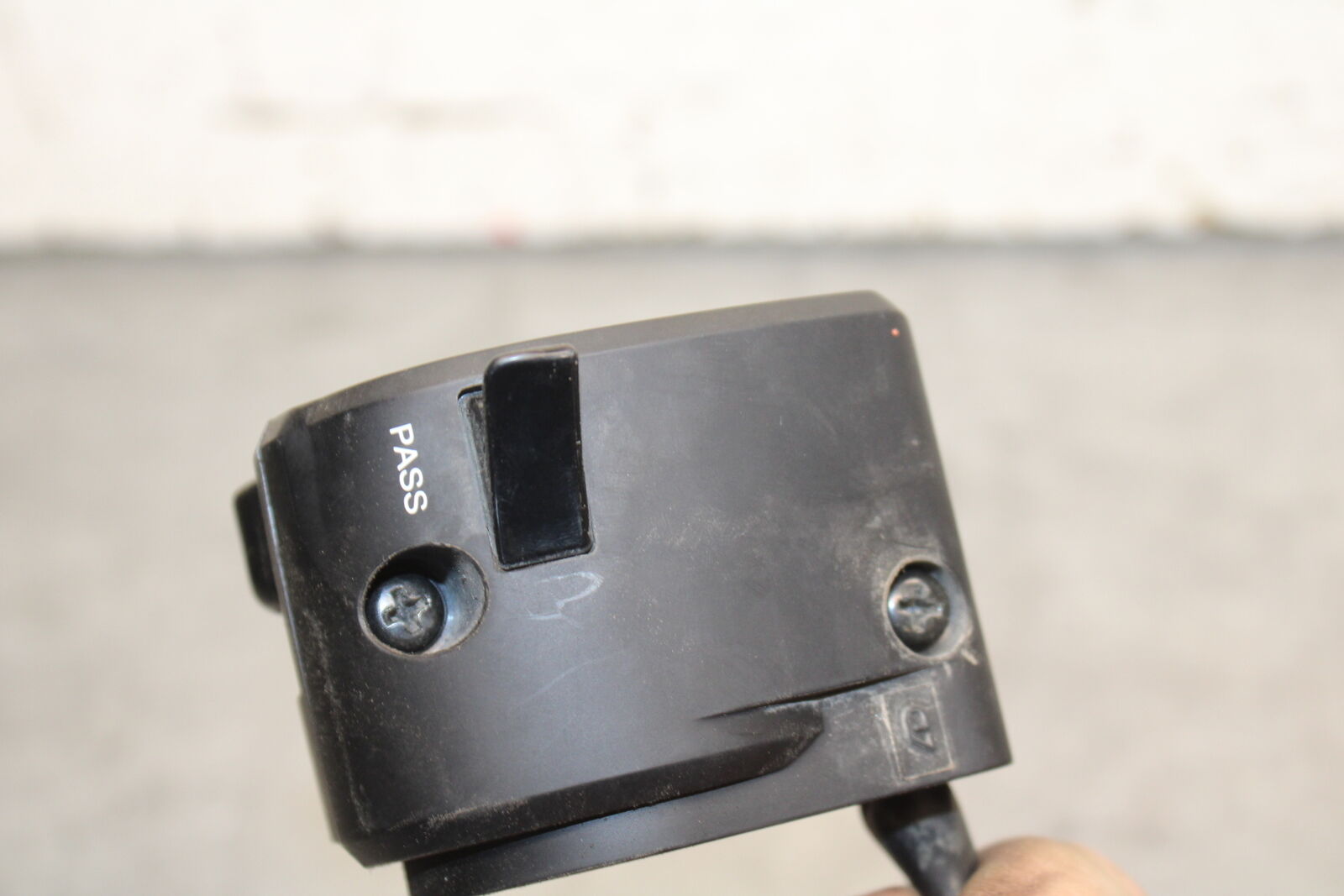 18-24 KAWASAKI NINJA 650 LEFT CLIP ON HANDLE HORN SIGNALS SWITCH SWITCHES BB725