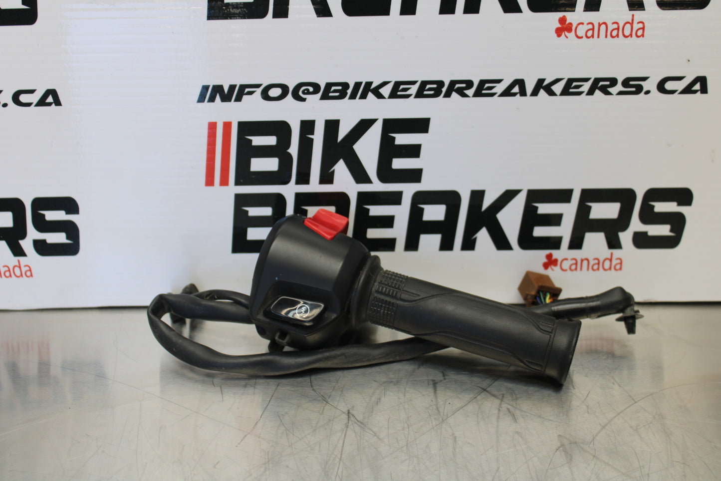 15-16 HONDA CB300F RIGHT CLIP ON HANDLE KILL OFF START SWITCH SWITCHES BB150