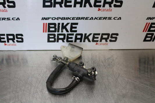 04-09 SUZUKI GS500F REAR BACK BRAKE MASTER CYLINDER W RESERVOIR BB165