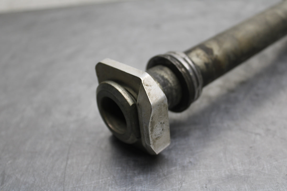 08-10 SUZUKI GSXR 600 REAR AXLE BACK WHEEL RIM PIVOT BOLT AXEL BB132