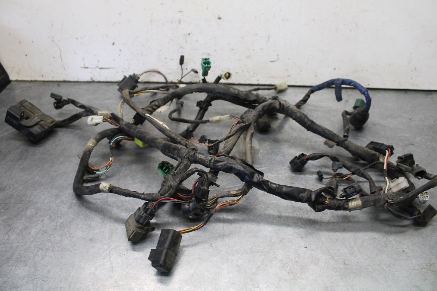 05-09 SUZUKI BOULEVARD C90 MAIN ENGINE WIRING HARNESS MOTOR WIRE LOOM BB692