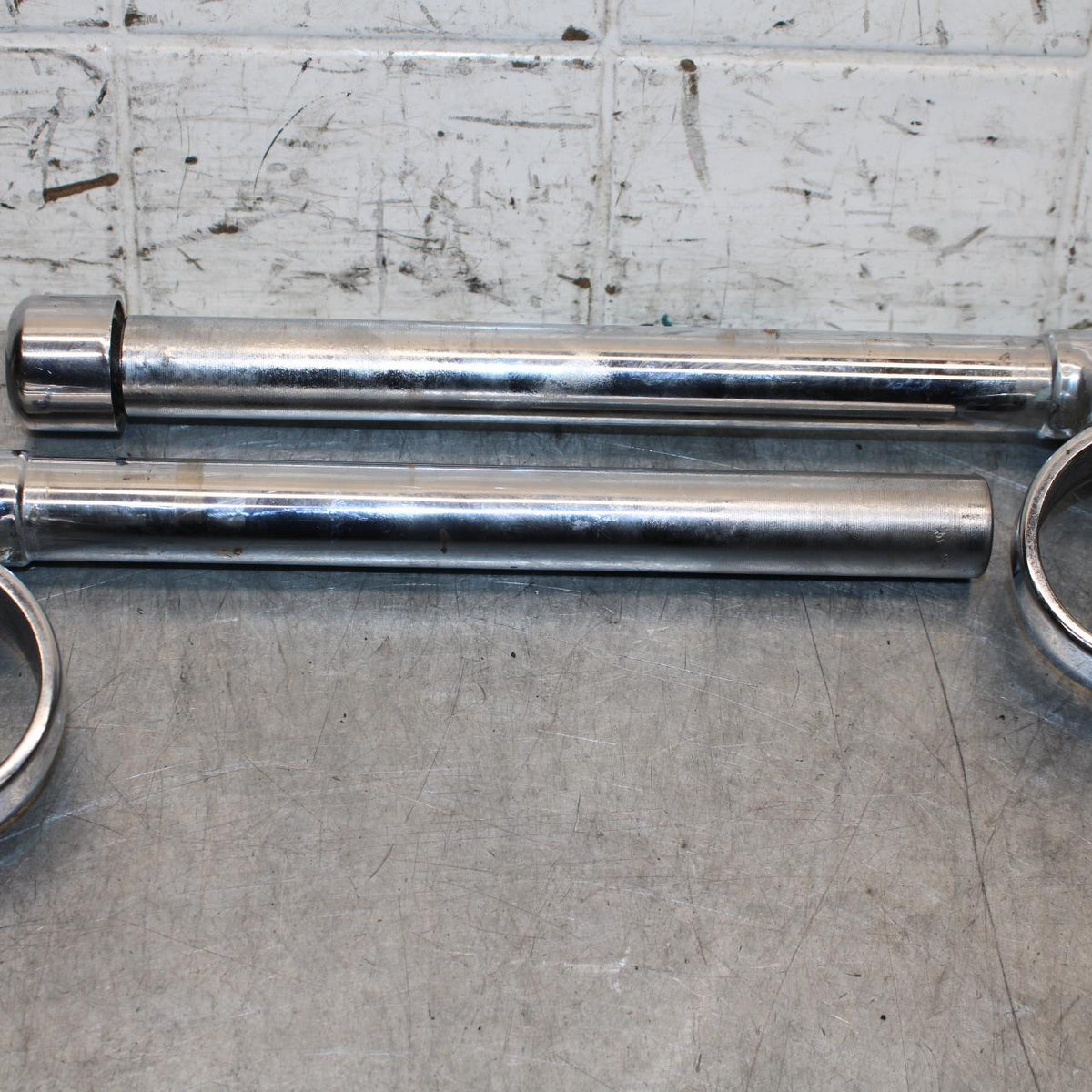 2001 Suzuki GSXR750 LEFT RIGHT CLIP ON ONS HANDLEBARS PAIR SET 56111-35F02 BB553