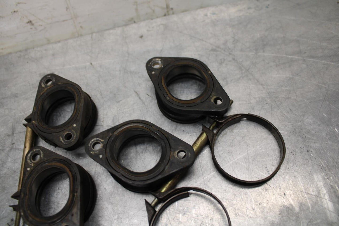 04-05 SUZUKI GSXR600 INTAKE MANIFOLD BB329