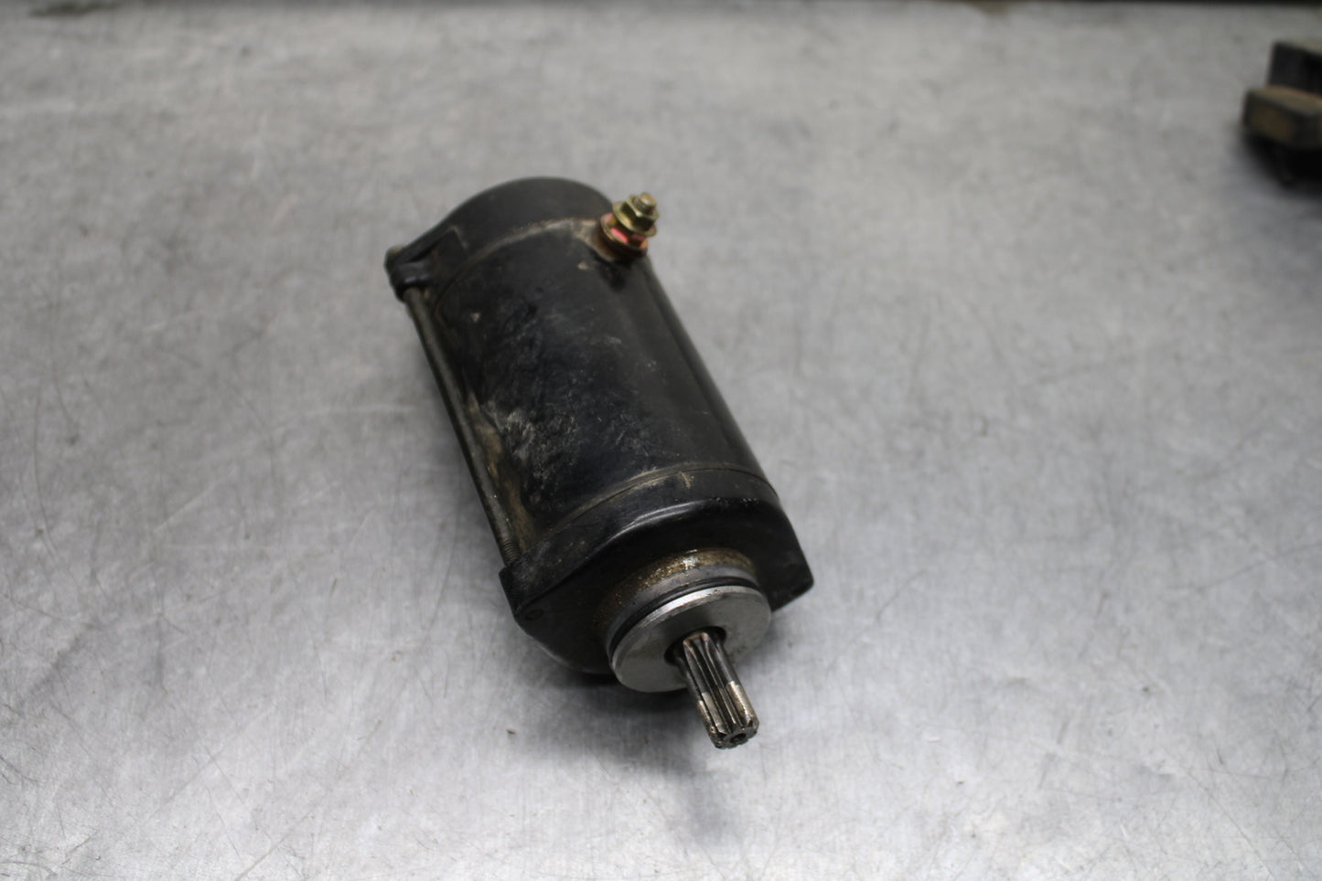 03-08 KAWASAKI VULCAN 1600 ENGINE STARTING STARTER MOTOR -DC 12V BB123