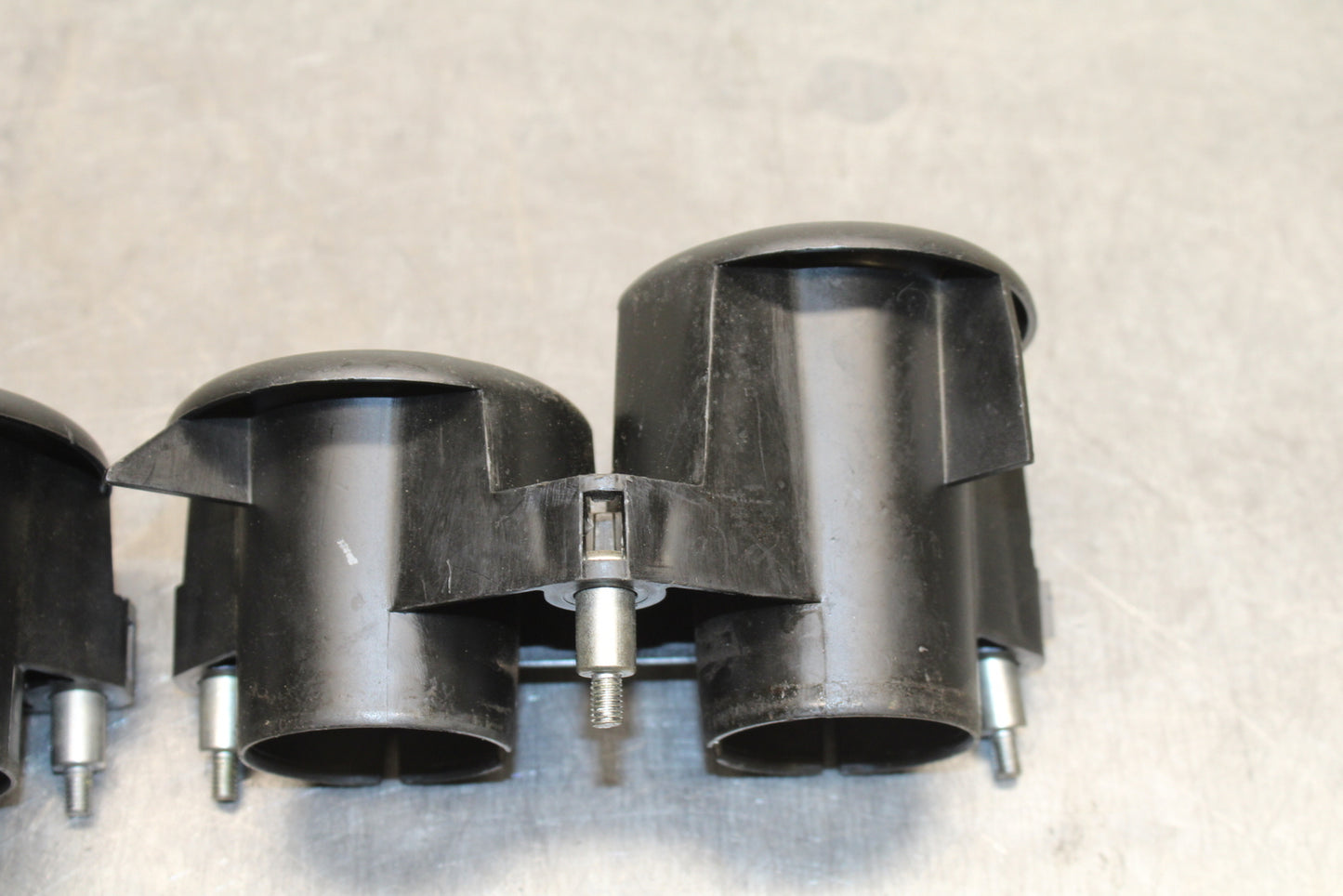 03-04 HONDA CBR600RR AIRBOX INTAKE VELOCITY STACKS BB134