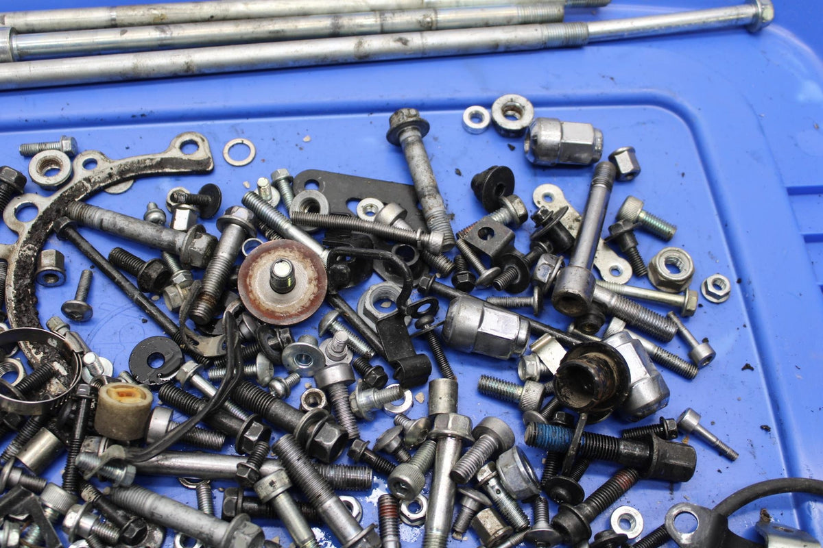 2008 Honda Interceptor 800 VFR800A ABS MISCELLANEOUS BOLTS AND HARDWARE BB566