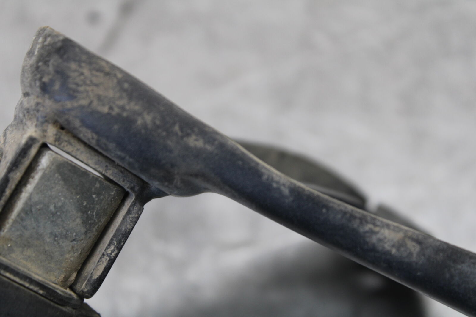 08-18 KAWASAKI KLR650 LEFT REAR BACK PASSENGER PEG BB707