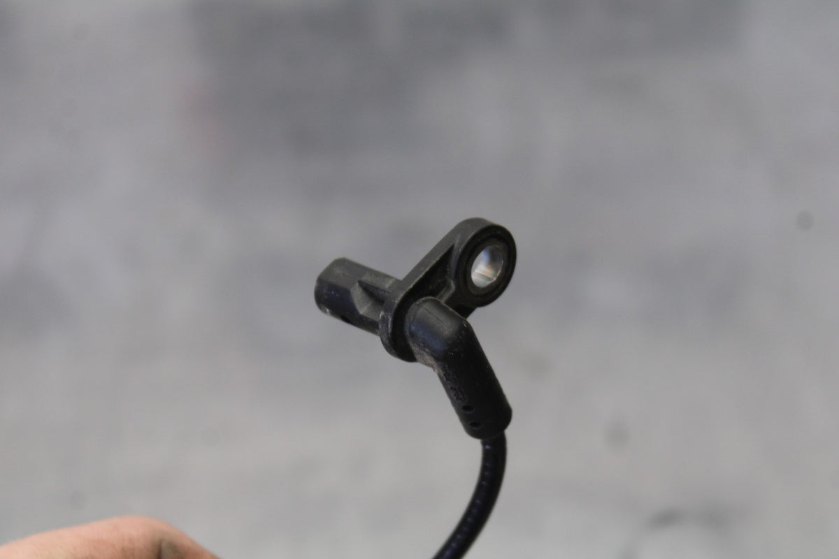 20 TRIUMPH STREET TRIPLE 765 FRONT ABS BRAKE SENSOR BB864