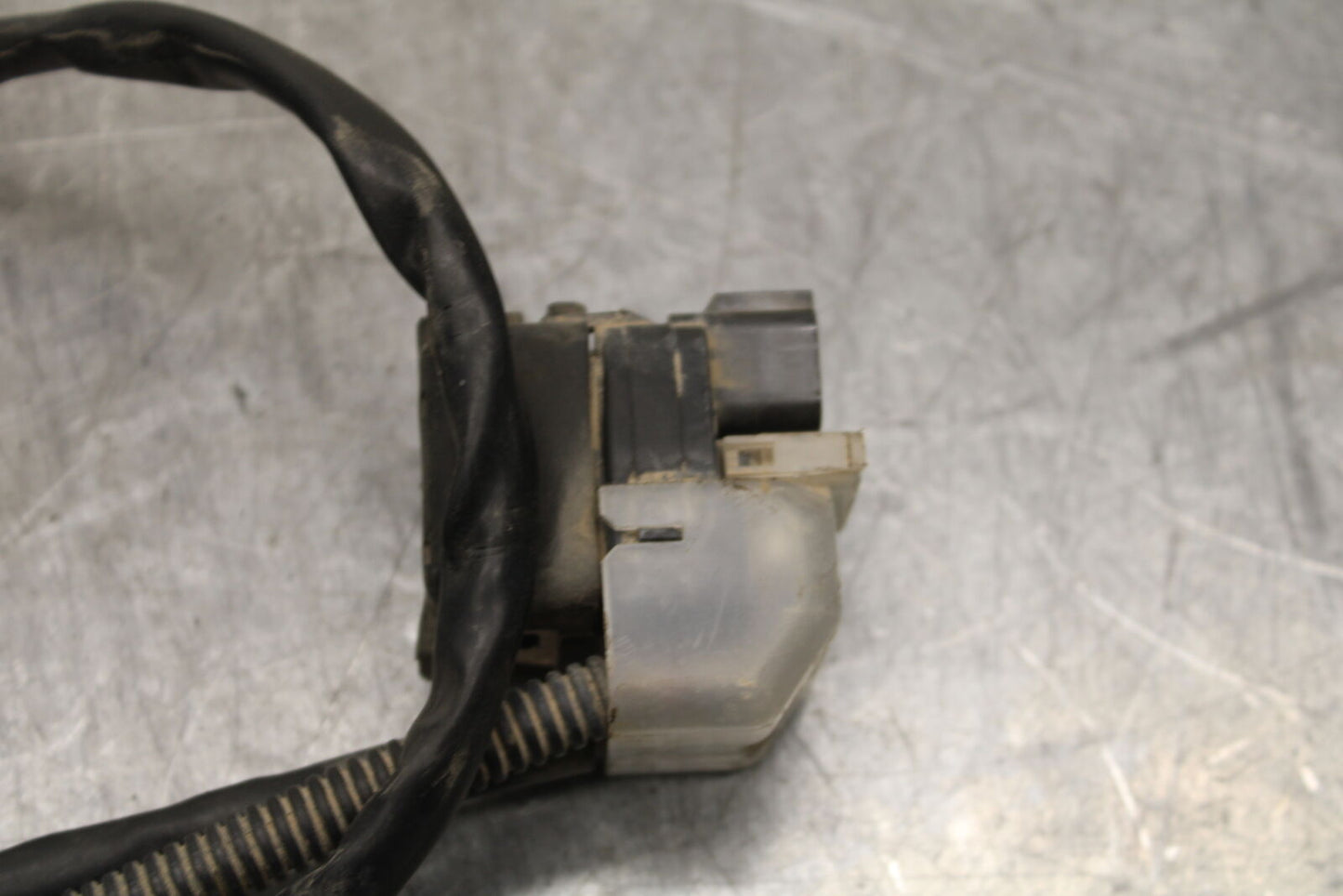 08-10 SUZUKI GSXR 600 ENGINE STARTER RELAY STARTING MOTOR SWITCH  BB721