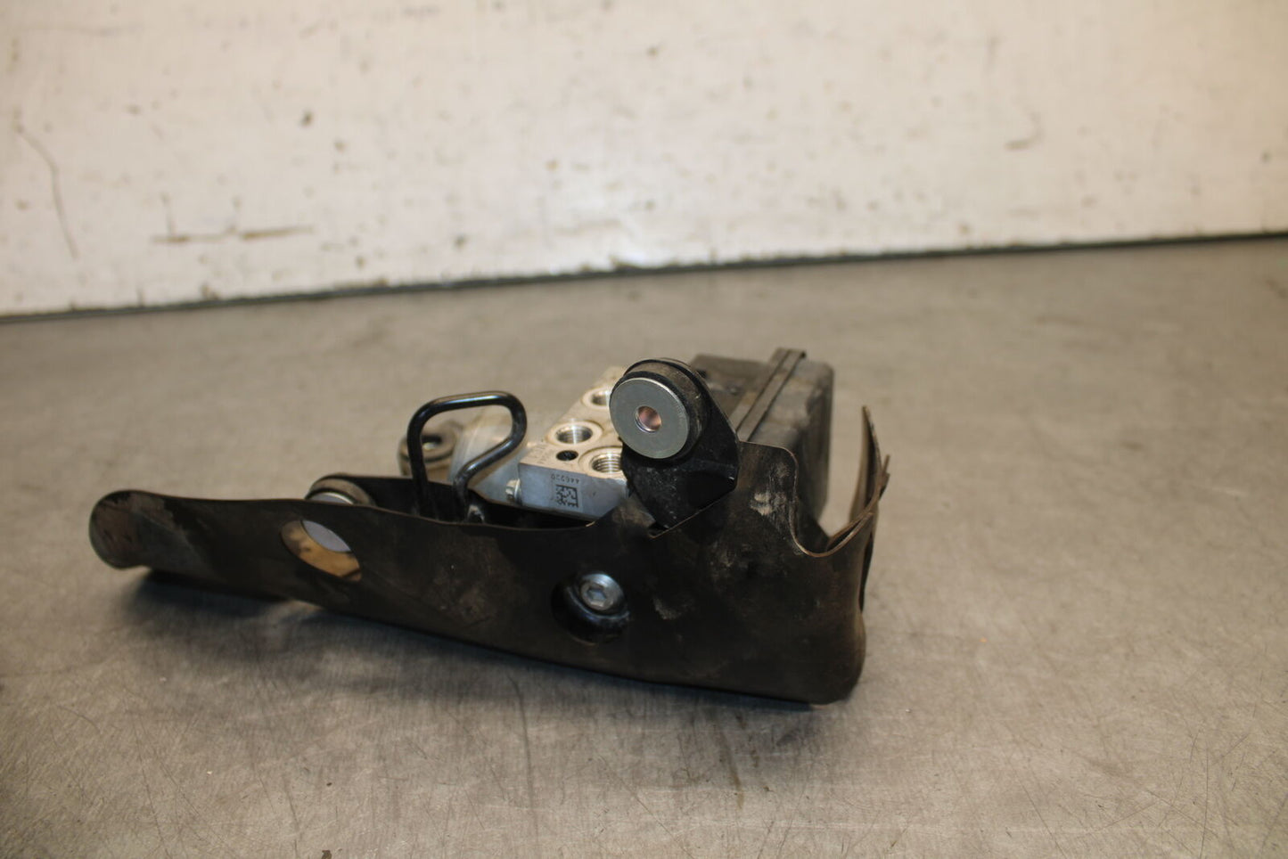 19-23 KAWASAKI NINJA ZX6R ABS PUMP UNIT MODULE BB701