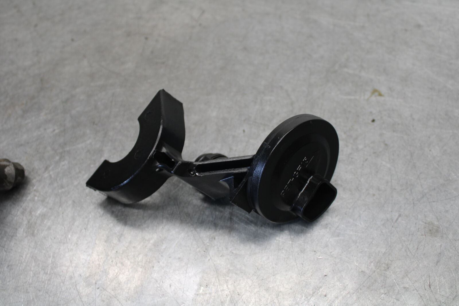 08-09 YAMAHA YZF R6S ENGINE MOTOR BOTTOM OIL PAN COVER  BB690