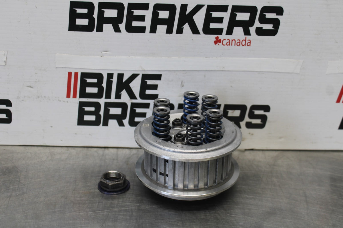 11-26 SUZUKI GSXR750 NEW TAKE OFF CLUTCH PRESSURE PLATE/ CLUTCH PACK BB882