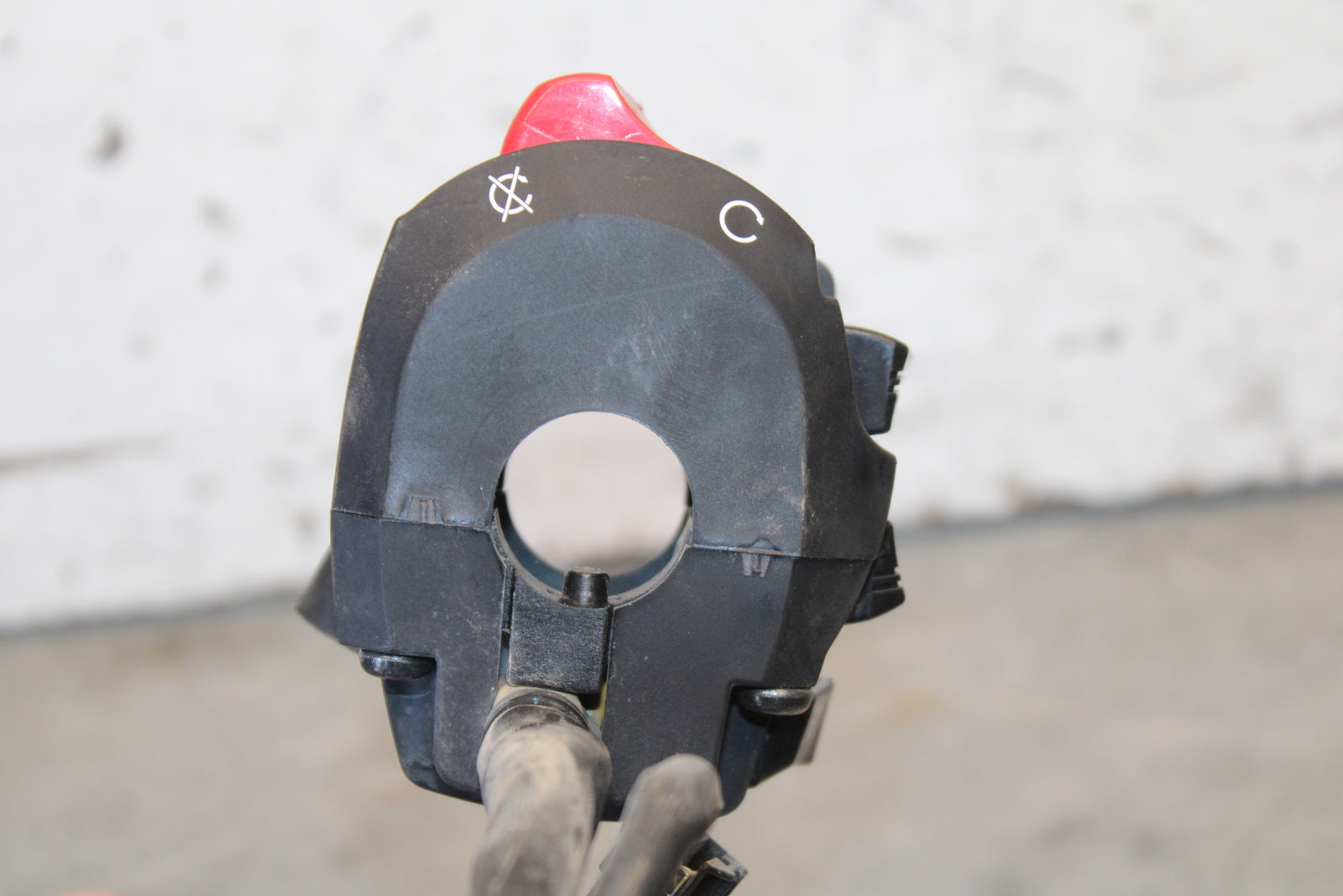 11-24 SUZUKI GSXR750 RIGHT CLIP ON HANDLE KILL OFF START SWITCH SWITCHES BB687
