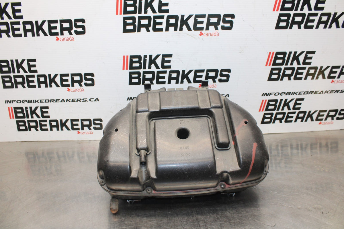 06-07 SUZUKI GSXR600 AIRBOX AIR INTAKE FILTER BOX BB836