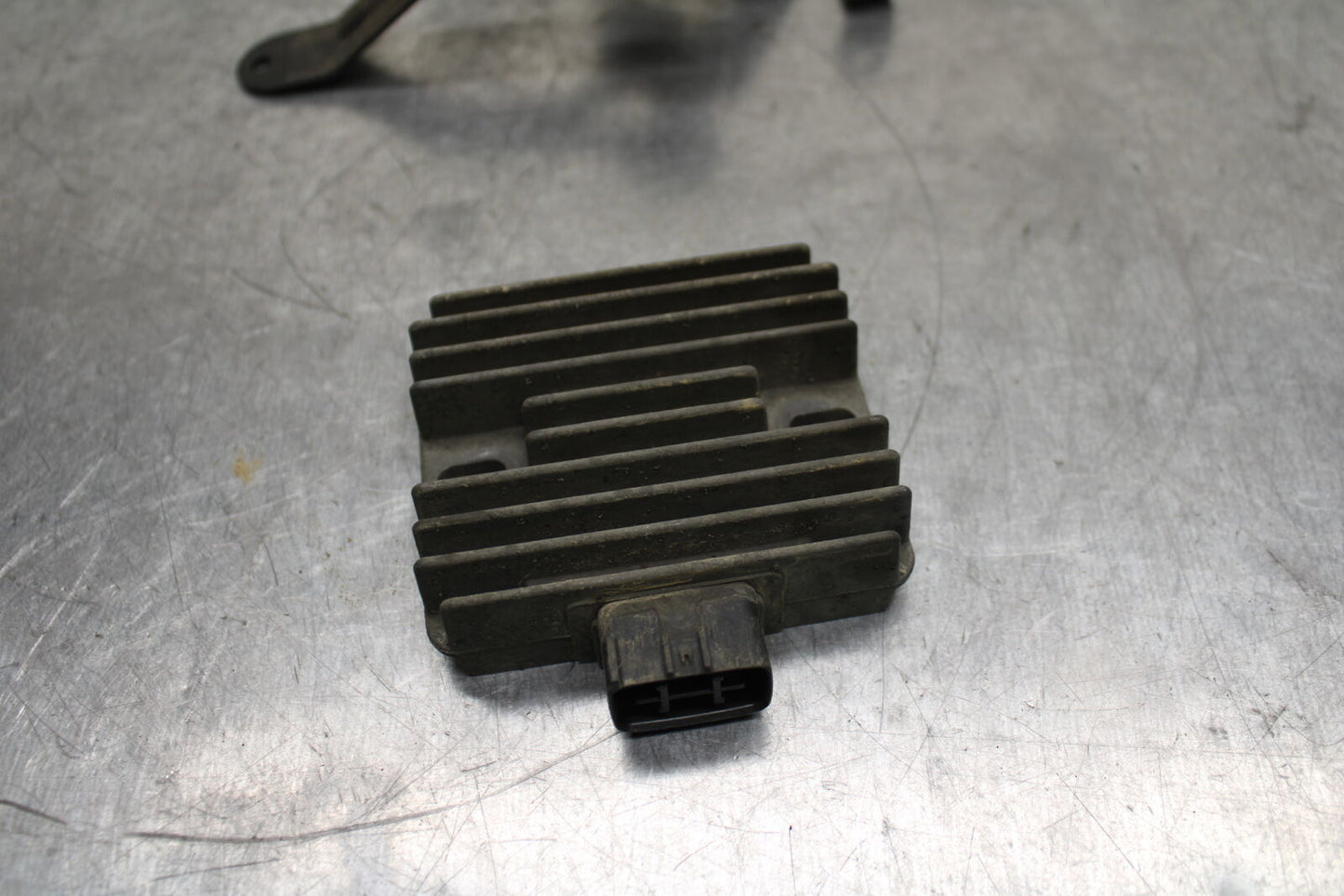 12-13 KAWASAKI Z1000 RECTIFIER VOLTAGE REGULATOR BB743