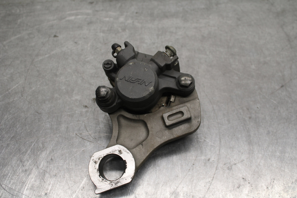 04-05 YAMAHA YZF R1 REAR BACK BRAKE CALIPER W MOUNT BRACKET BB131