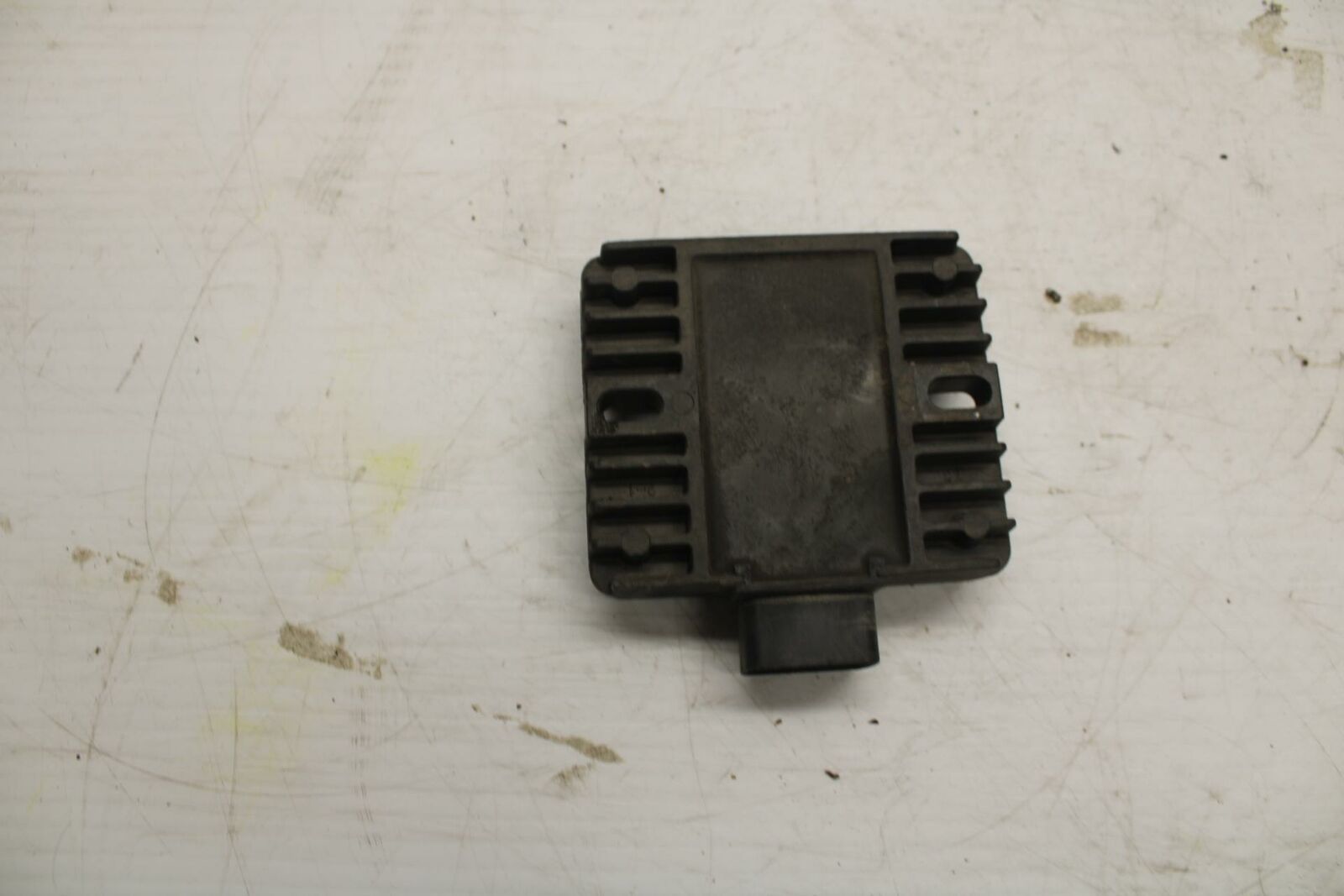 07 YAMAHA YZF R6 2c0 RECTIFIER VOLTAGE REGULATOR 4XY-81960-00-00 BB284