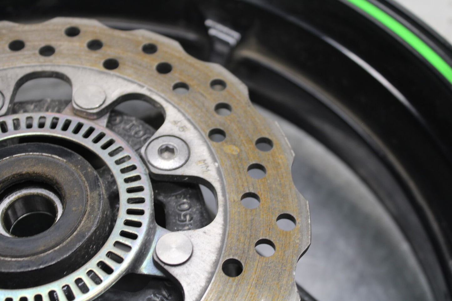 18-24 KAWASAKI NINJA 650 REAR WHEEL BACK RIM BB725