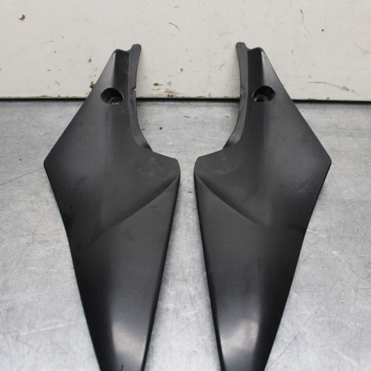 06-07 SUZUKI GSXR750 RIGHT LEFT FRONT SIDE SEAT PANELS TRIMS COWLS BB613