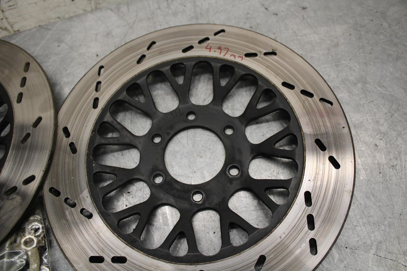 82-83 SUZUKI GS1100GL FRONT LEFT RIGHT BRAKE ROTORS DISCS BOLT BB30