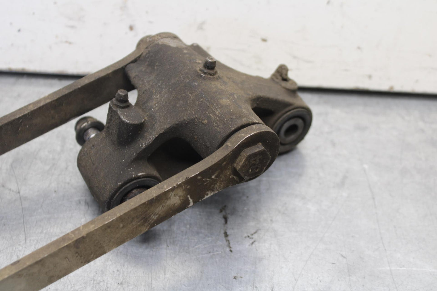 03 KAWASAKI NINJA ZX6RR ZX600K REAR DOGBONE SHOCK LINKAGE LINK BB105