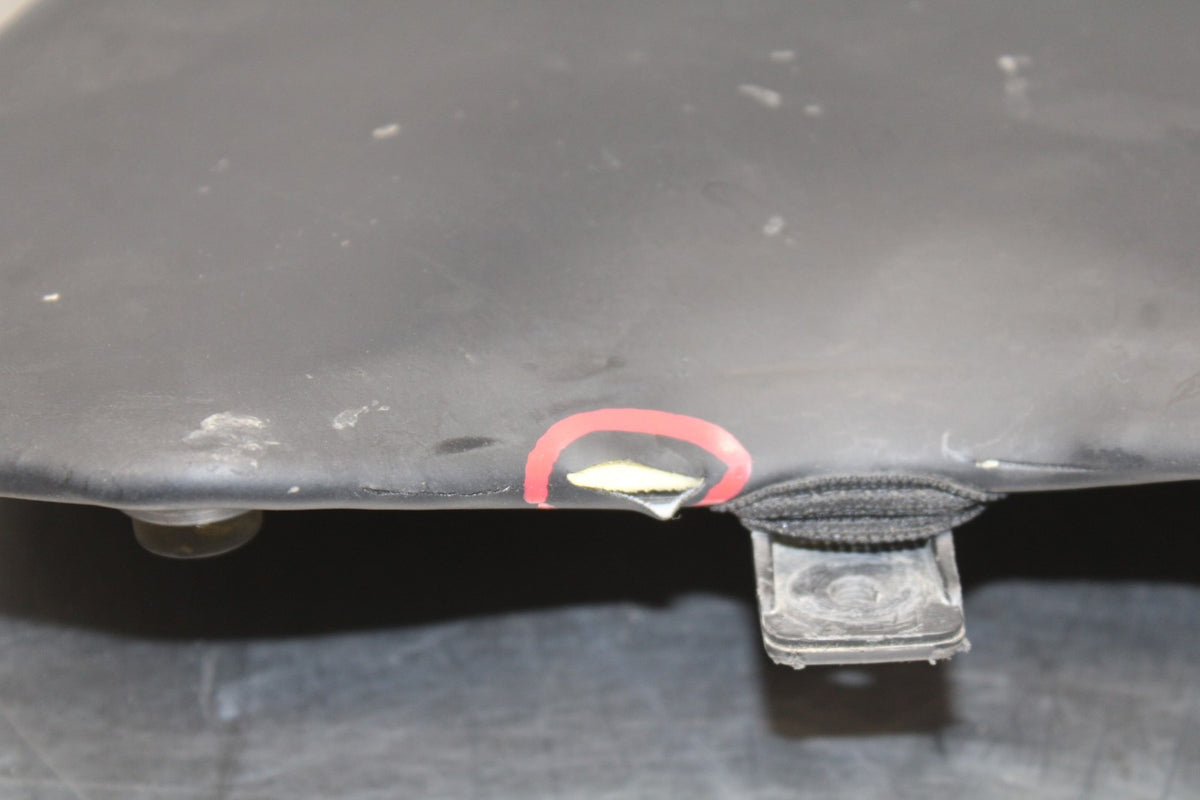 20 TRIUMPH STREET TRIPLE 765 FRONT DRIVERS SEAT PAD SADDLE PILLION BB864