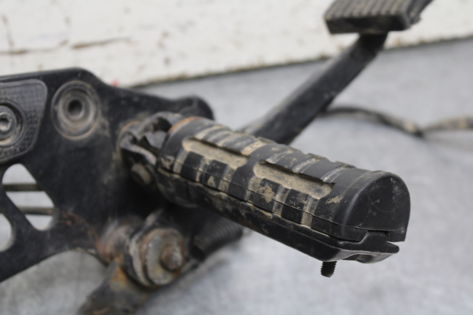 16-17 KAWASAKI VULCAN S 650 EN650 ABS RIGHT FRONT FOOT REST PEG STEP BB731