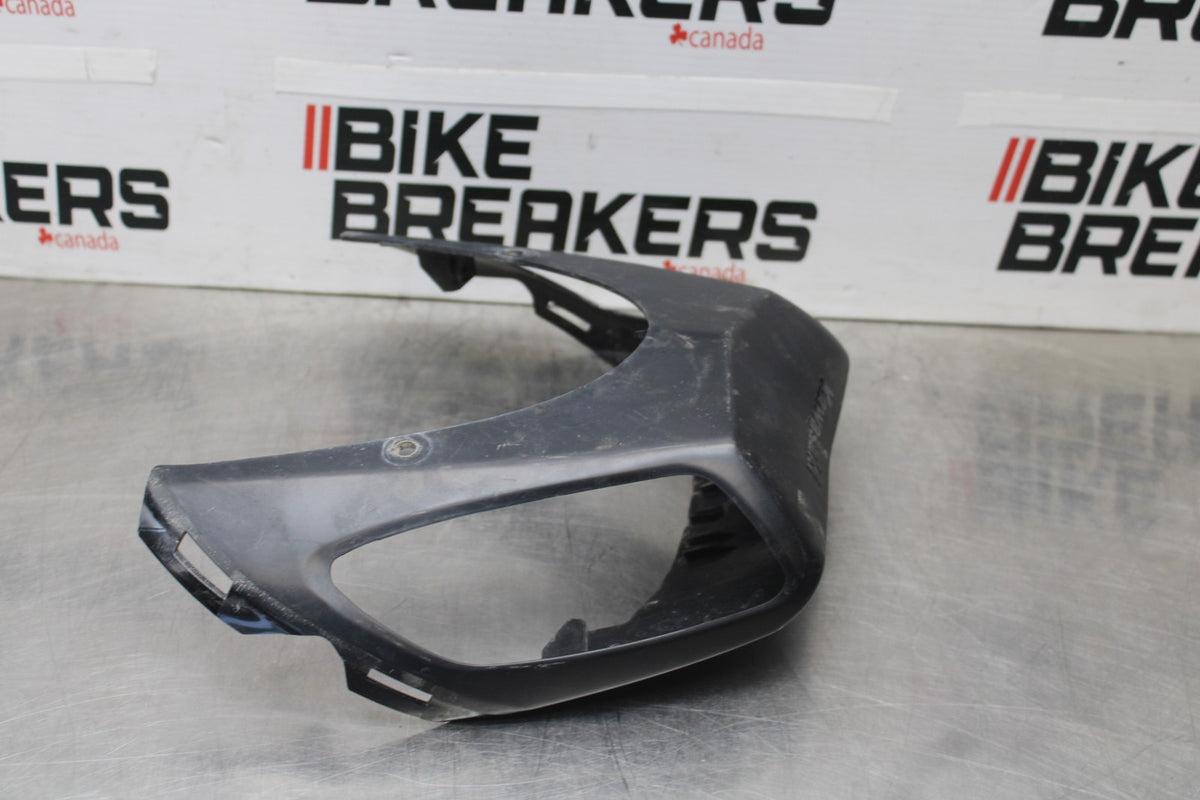 09 KAWASAKI CONCOURS 14 ZG1400B CENTER REAR BACK TAIL FAIRING COVER TRIM BB875