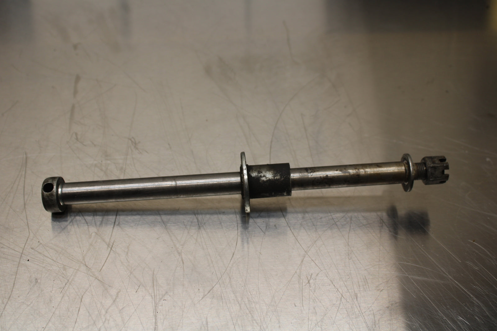 86 SUZUKI GS750ES FRONT WHEEL RIM AXLE PIVOT BOLT BB140