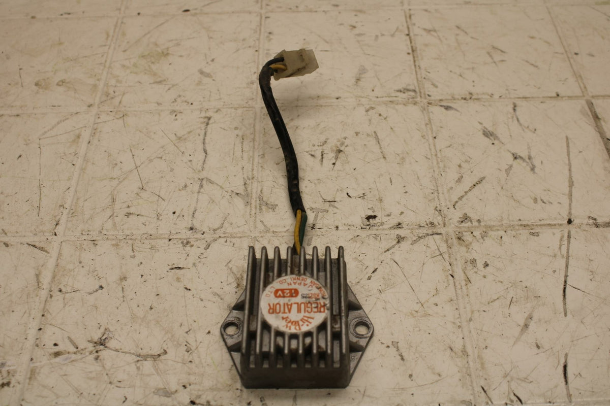 84-87 HONDA GOLDWING 1200 SECOND RECTIFIER VOLTAGE REGULATOR BB406