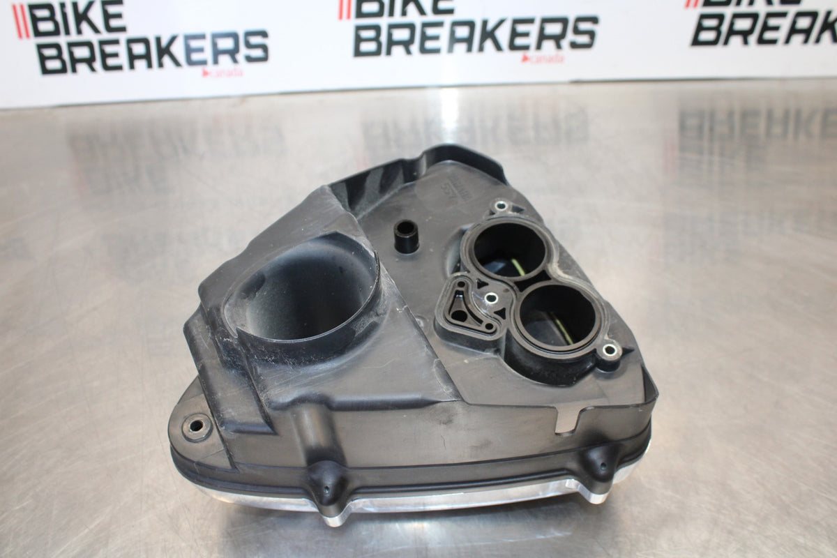 09 YAMAHA V STAR 950 AIR CLEANER FILTER BOX BB172