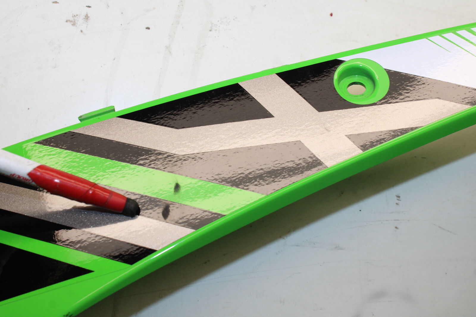 16 KAWASAKI NINJA ZX10R RIGHT LOWER MID SIDE FAIRING COWL  55028-0337-6Z  BB650