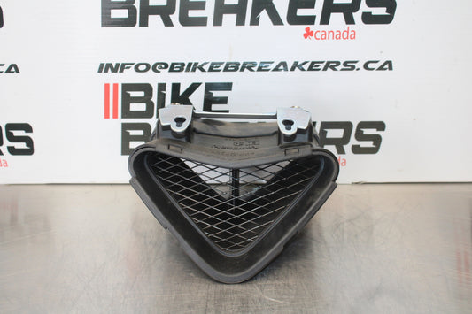 23-24 KAWASAKI NINJA ZX14R NEW!! RAM AIR INTAKE TUBE DUCT BB169