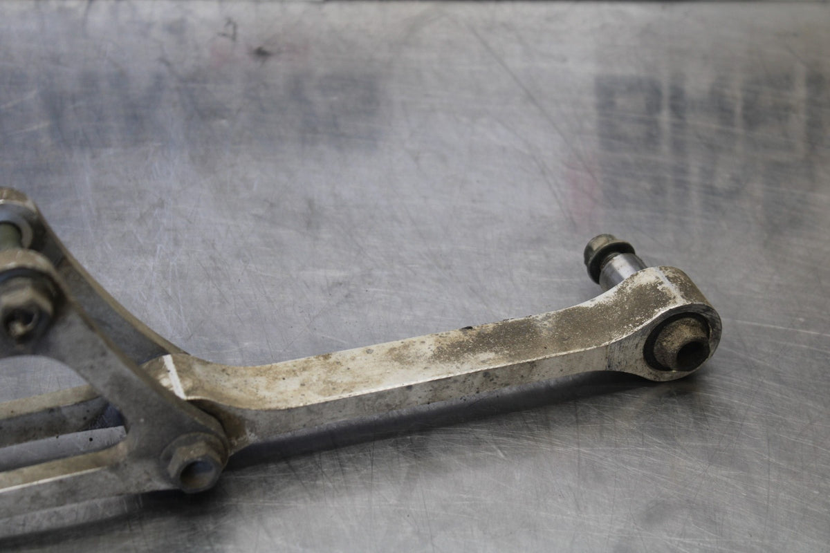 03-04 YAMAHA YZF R6S REAR DOGBONE SHOCK LINKAGE LINK BB890