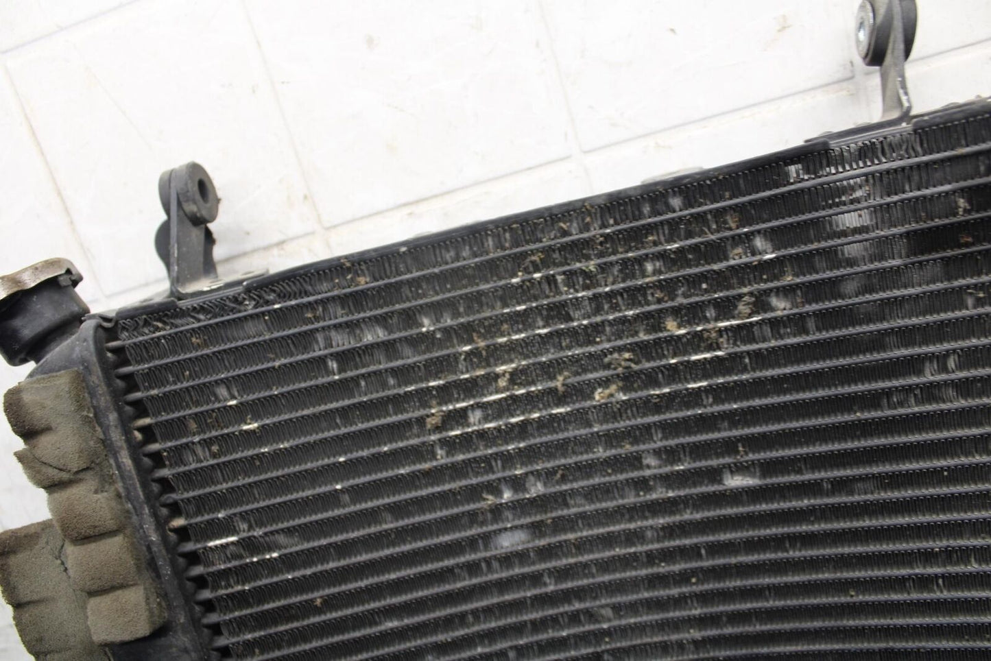 2003 Yamaha YZF R6 ENGINE RADIATOR MOTOR COOLER COOLING RADIATER BB539