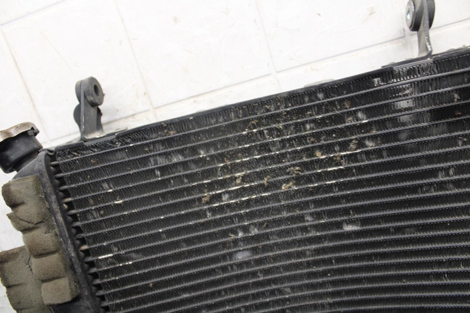 2003 Yamaha YZF R6 ENGINE RADIATOR MOTOR COOLER COOLING RADIATER BB539