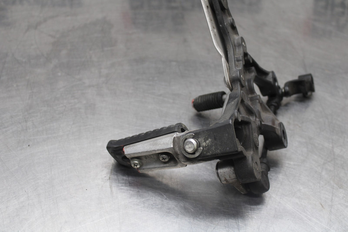 23 KAWASAKI Z900RS LEFT REARSET REAR SET FOOT PEG W SHIFTER BB935