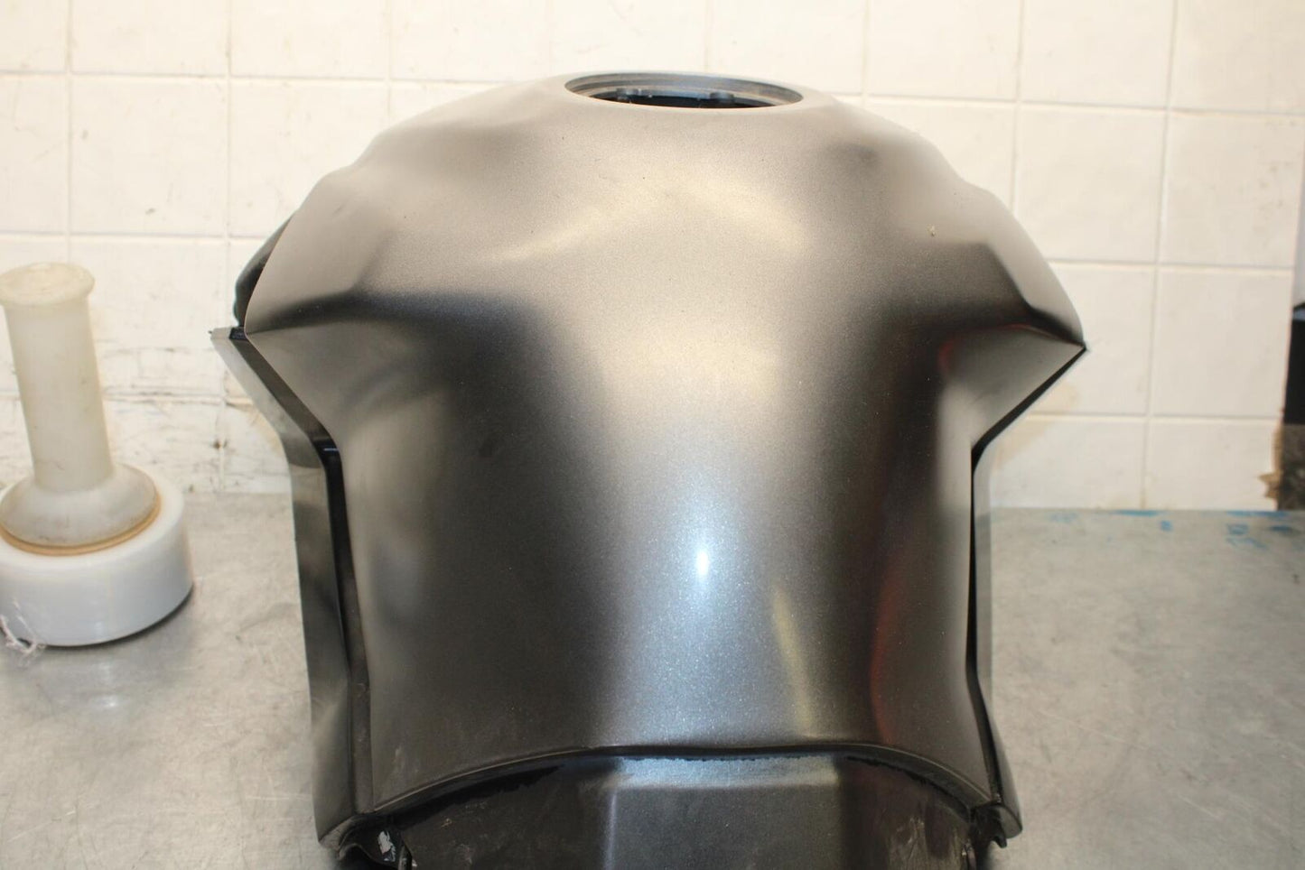 2008 Aprilia Shiver 750 SL750 GAS TANK FUEL CELL PETROL RESERVOIR BB551