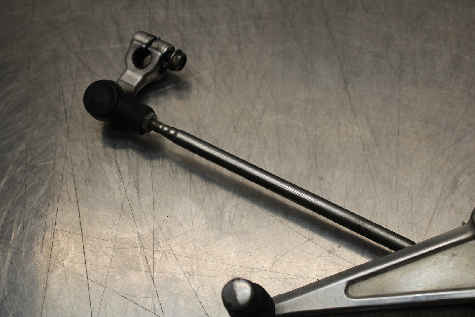 04-05 KAWASAKI NINJA ZX10R SHIFTER LINKAGE SHIFT LINK PEDAL BB163