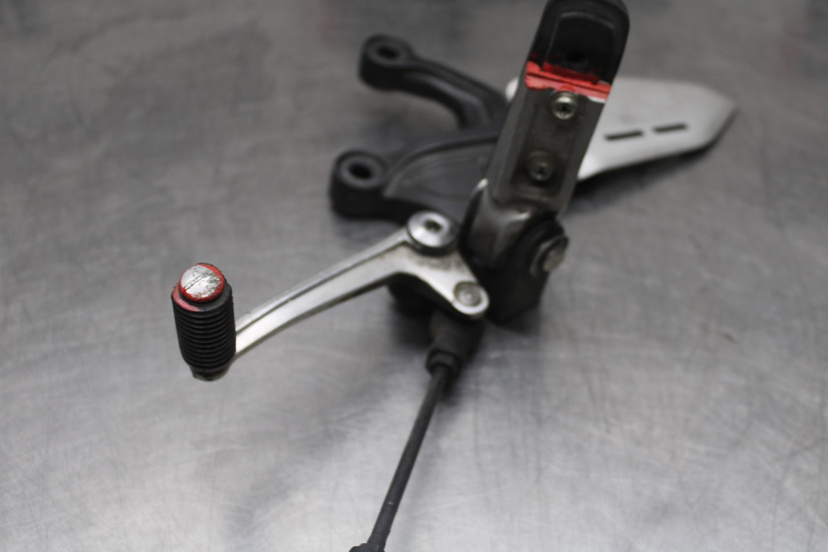 23 KAWASAKI Z900RS LEFT REARSET REAR SET FOOT PEG W SHIFTER BB935