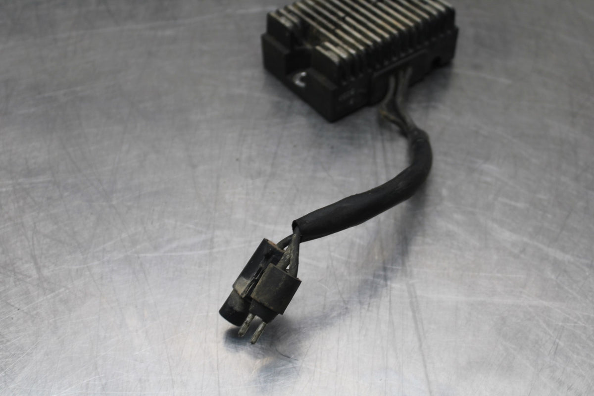 95-03 HARLEY-DAVIDSON SPORTSTER 1200 XL1200C RECTIFIER VOLTAGE REGULATOR BB817